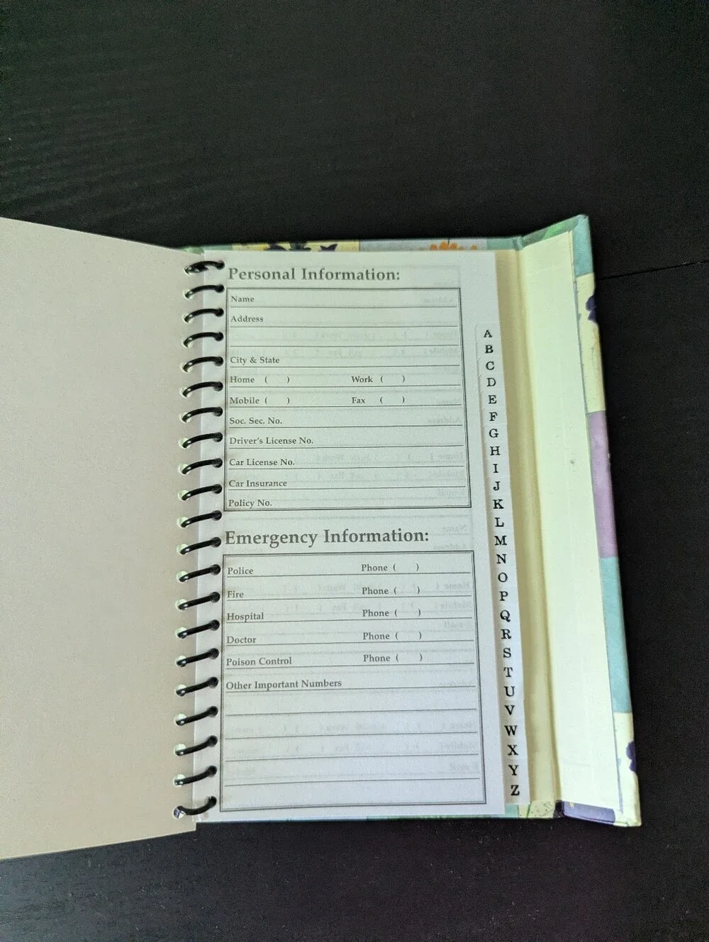 Y2K 2000s 2002 Compact Organizer/Day Planner Address Book Notes Floral Magnet